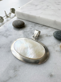 925 Sterling Silver Mother of Pearl Oval Pendant