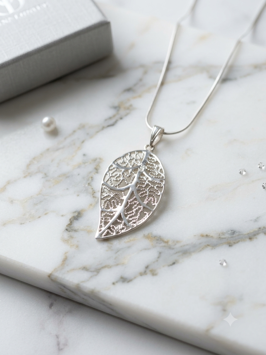 925 Sterling Silver Filigree Leaf Pendant Necklace