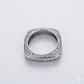 Bague carrée en argent sterling, ornée de zircons cubiques et d'un pavé de pierres