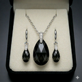Parure Collier et Boucles d'Oreilles Goutte en Cristal Swarovski Noir Fumé en Argent Sterling