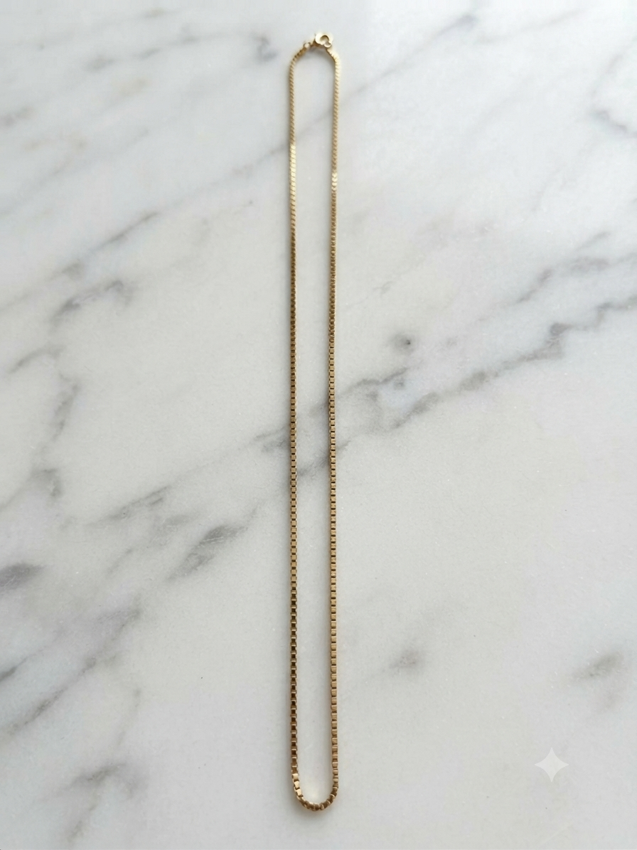 10K Yellow Gold Box Chain Necklace — 19"